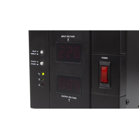 	Regulador de voltaje AVR 3000 VA Lapara